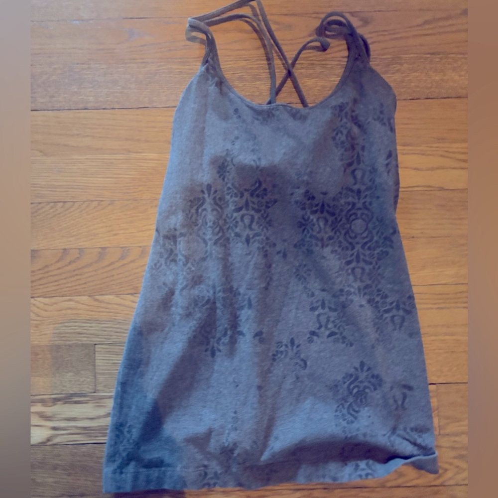 Lululemon top with built in bra